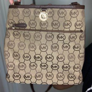 Michael Kors Crossbody Bag
